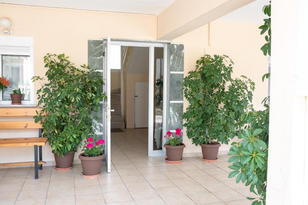 Zdjęcie z galerii obiektu Μpasias Apartments w Paralii Katerinis