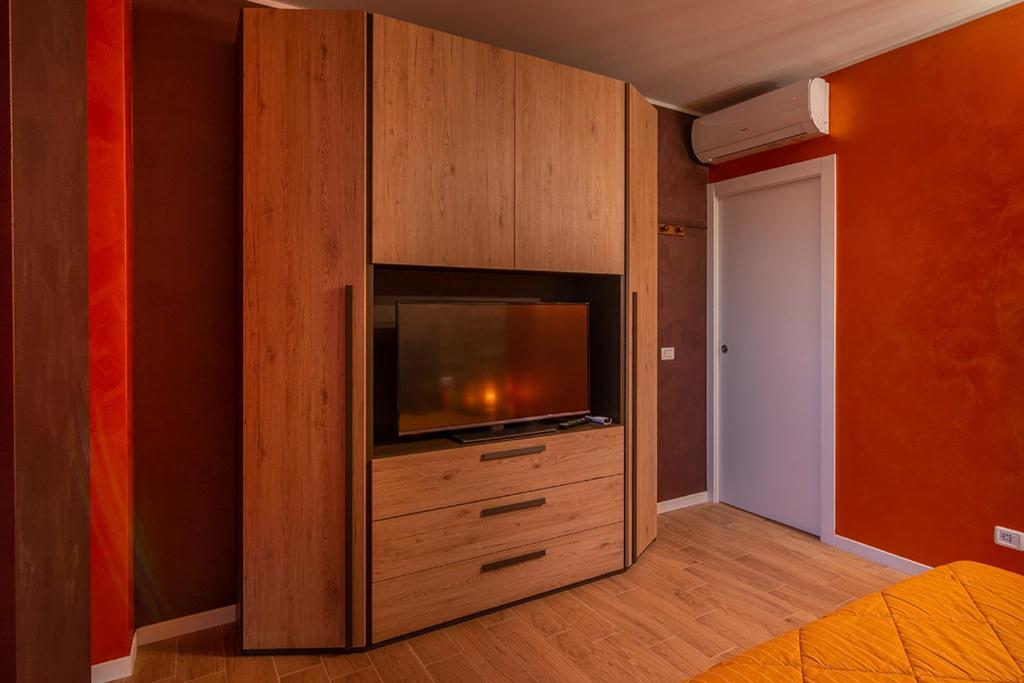 Postel nebo postele na pokoji v ubytování Crystal Tower M&M