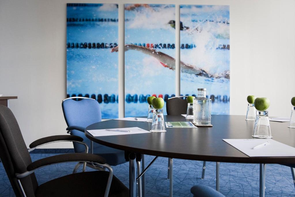 Tulip Inn Hotel Düsseldorf Arena - 2 Minuten Fußweg zur Messe - Resim 18