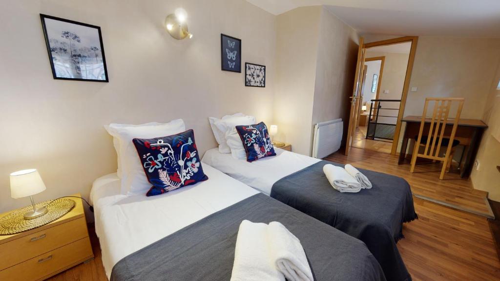 Aux Bijoux De Colmar - 1 Parking Gratuit - Apartamento - Nivel Dividido
