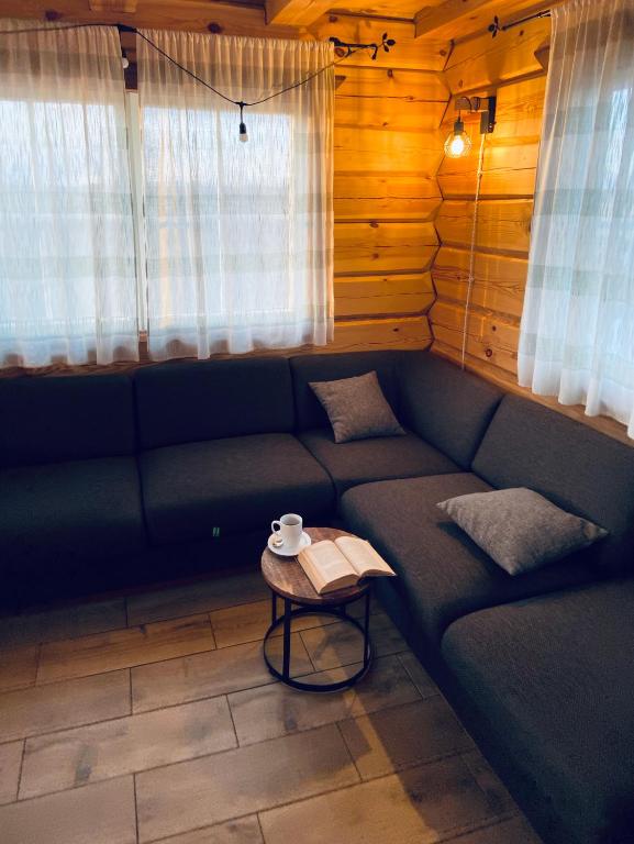 Posezení v ubytování Rosi Puhkemaja