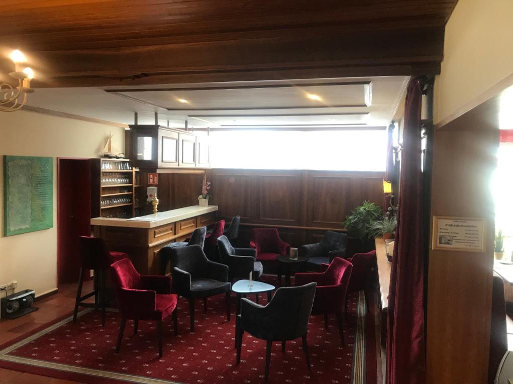 Posezení v ubytování Hotel Zum Prinzen Sinsheim