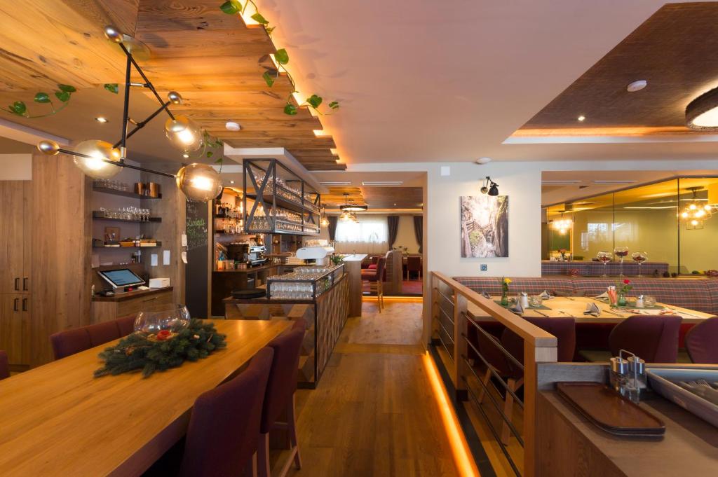 Restaurace v ubytování Friedlwirt-Kraftplatz Natur