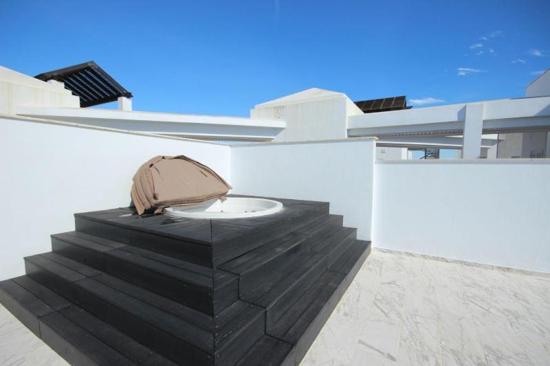 Fotografie z fotogalerie ubytování Casares Del Mar Luxury Apartments penthouse with beach access v destinaci Casares