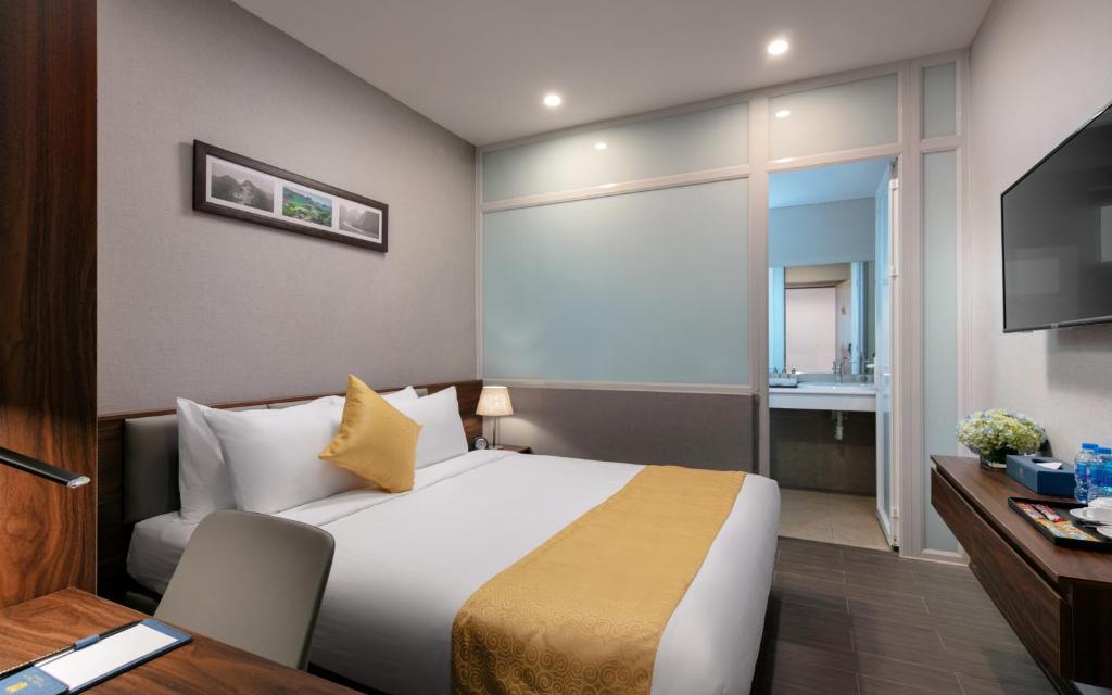 Golden Season Hotel - 19