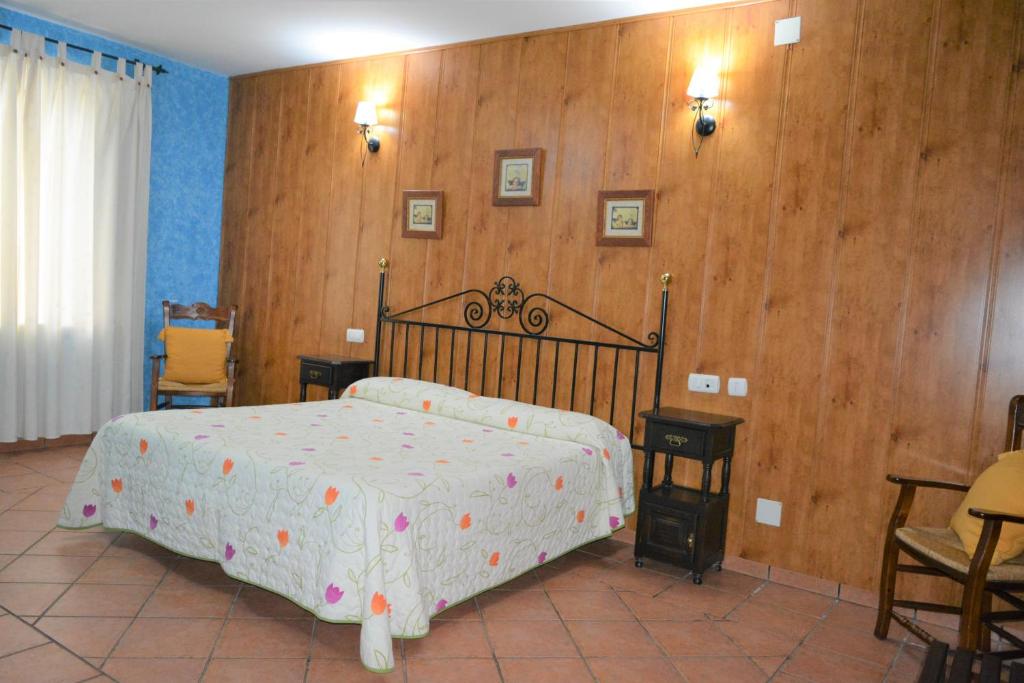 Posteľ alebo postele v izbe v ubytovaní Hospedium Hotel Rural Soterraña
