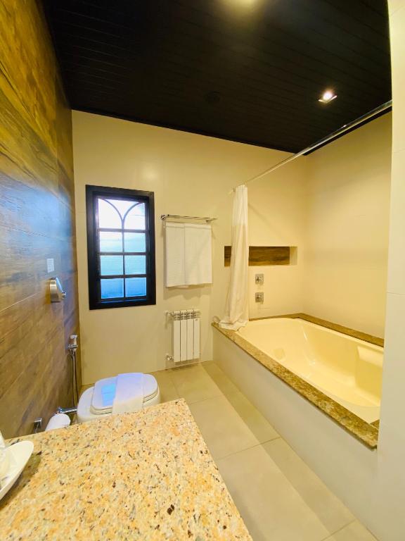  Vila Suzana Parque Hotel