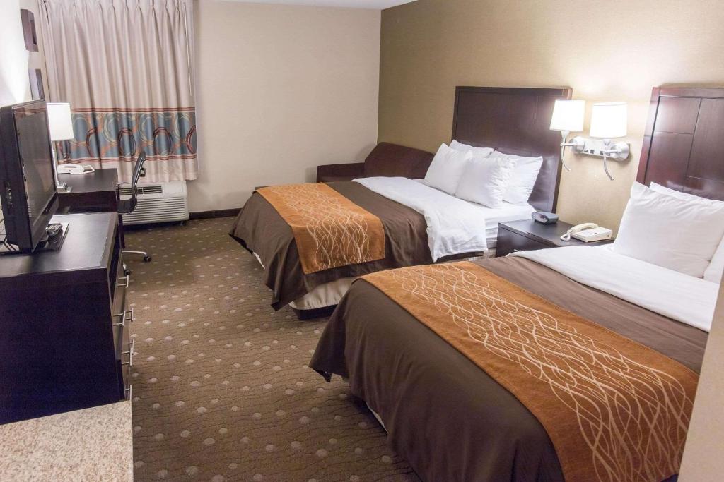 Comfort Inn - Double Room With Two Double Beds - Non-Smoking