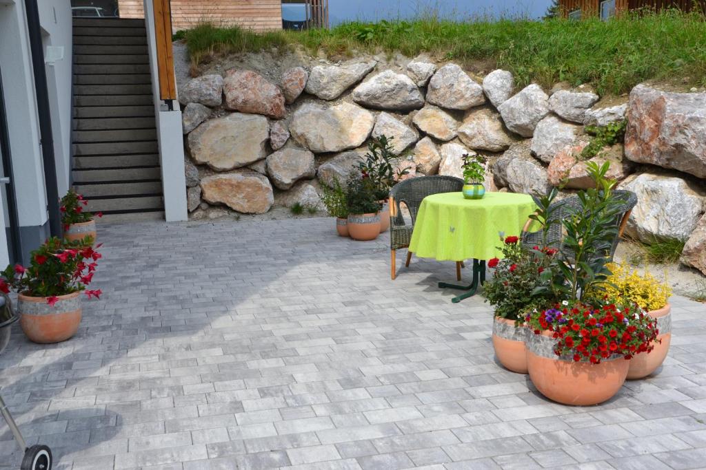 Vonkajšia záhrada v ubytovaní Appartement - das kleine Bleiberger by Schladmingurlaub