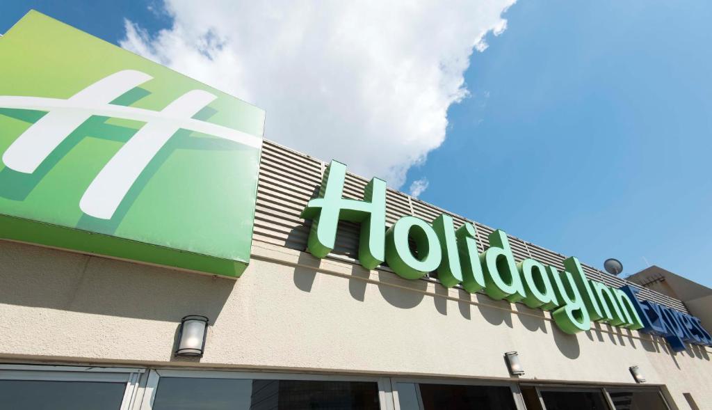 Holiday Inn 60th Anniversary A Look Back At How The Chain, 54 OFF