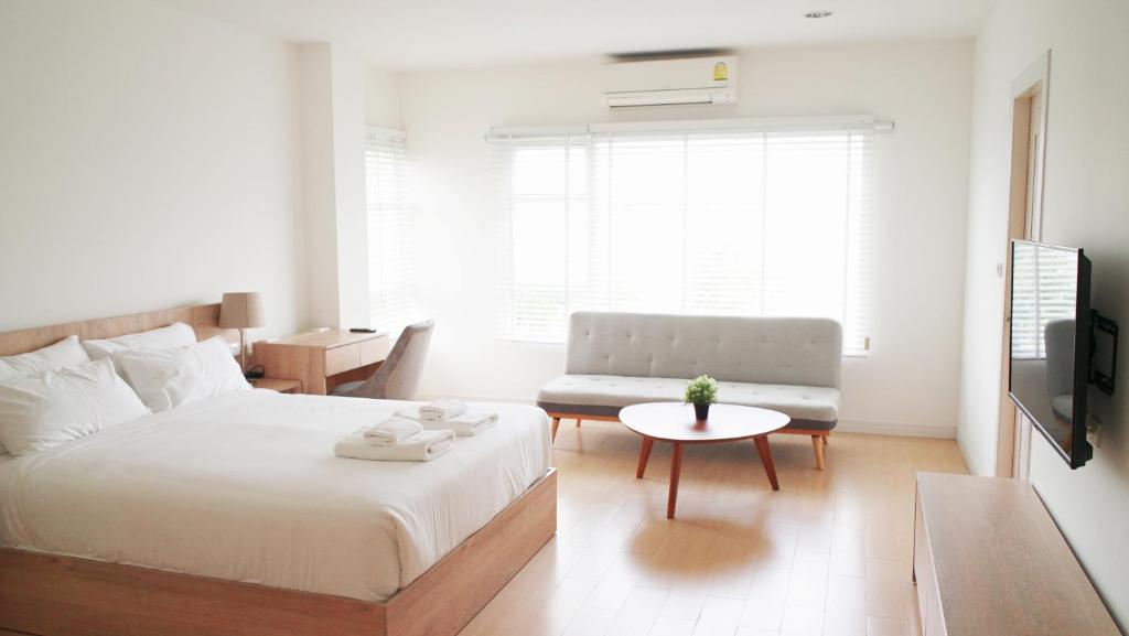 The White Garden Premier Saraburi - Habitación Individual Grande