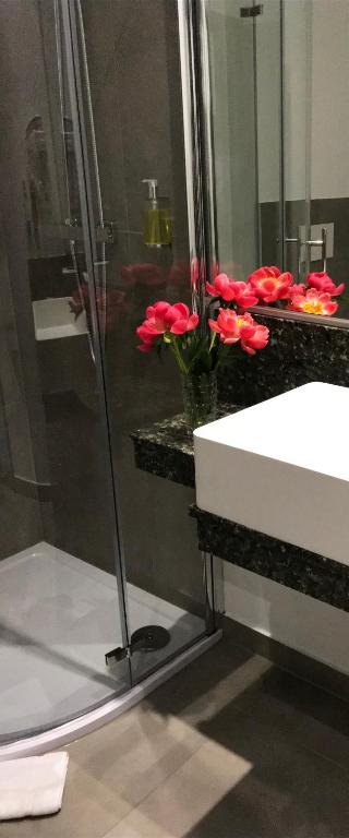 ROSS Hotel nähe Messe Stuttgart - Resim 40