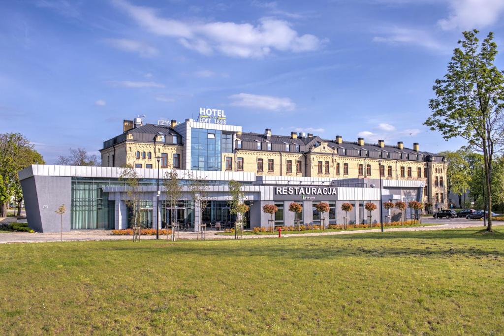 Budova, kde se hotel nachází