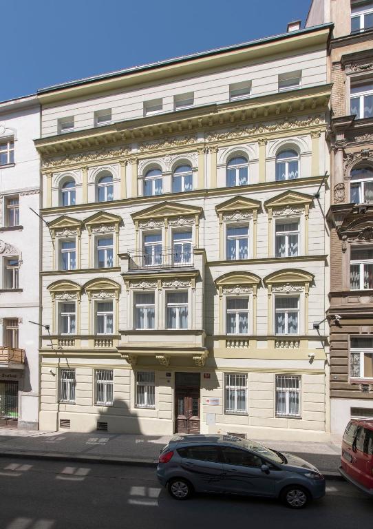 Downtown Suites Kodanska - Resim 21