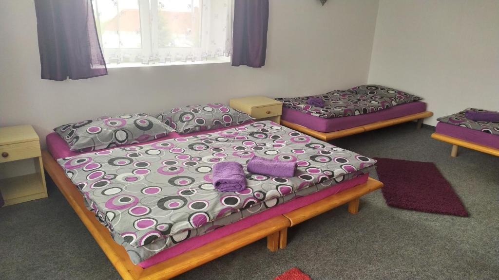 Postel nebo postele na pokoji v ubytování Penzion Tomy1