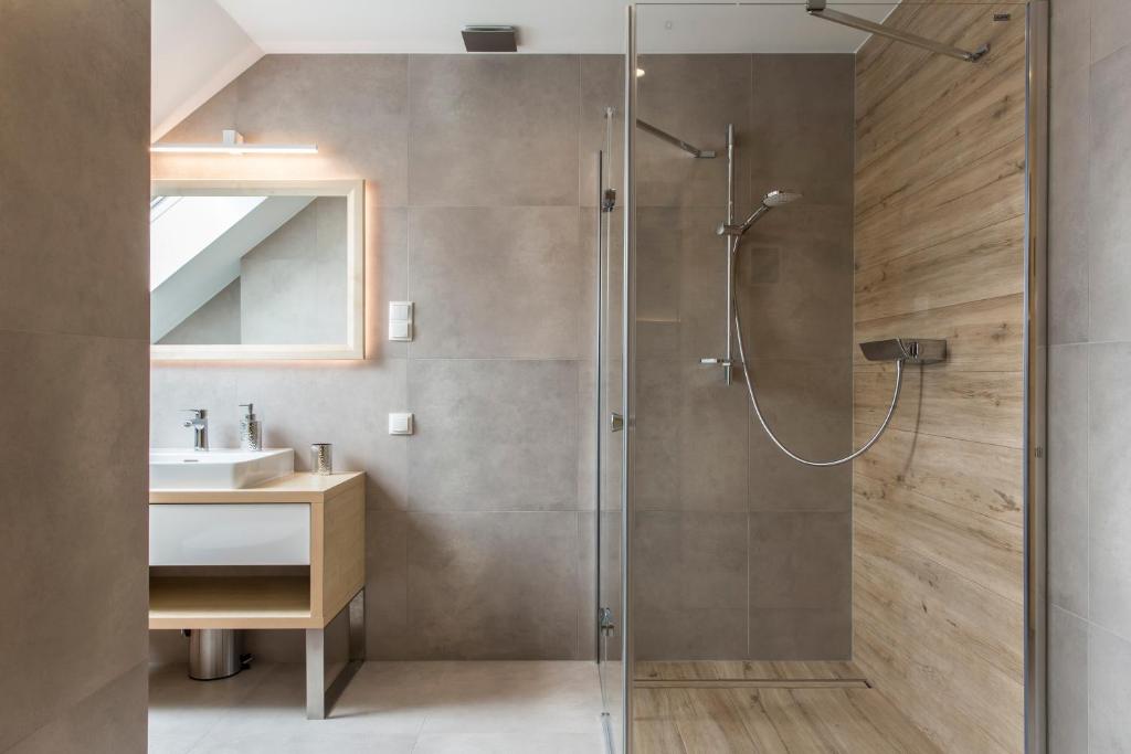 Kúpeľňa v ubytovaní udanypobyt Apartamenty Czorsztyn