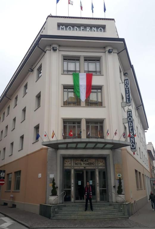 Fotografie z fotogalerie ubytování Palace Hotel Moderno v destinaci Pordenone