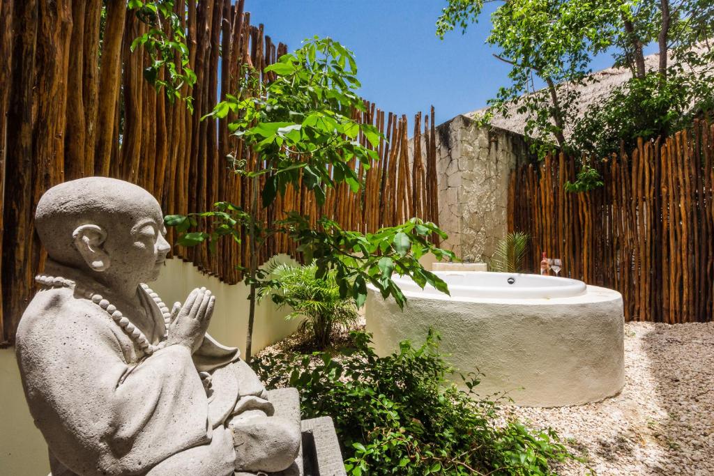 Gallery image of Amazing Poolside Bliss, Private Terrace with Hot Tub in Aldea Zama in Tulum