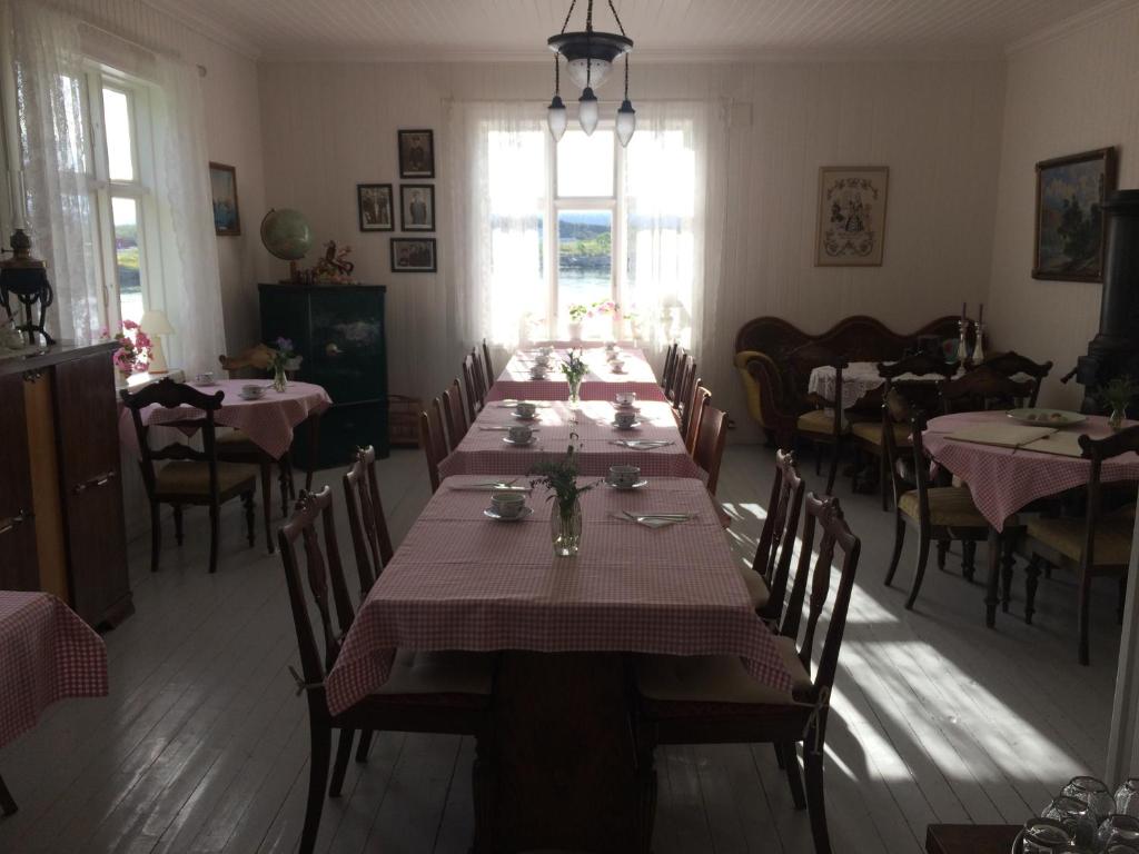Restaurace v ubytování Skagakaia
