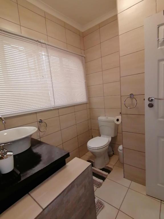 Bagno di Roxy's Rest Guest House