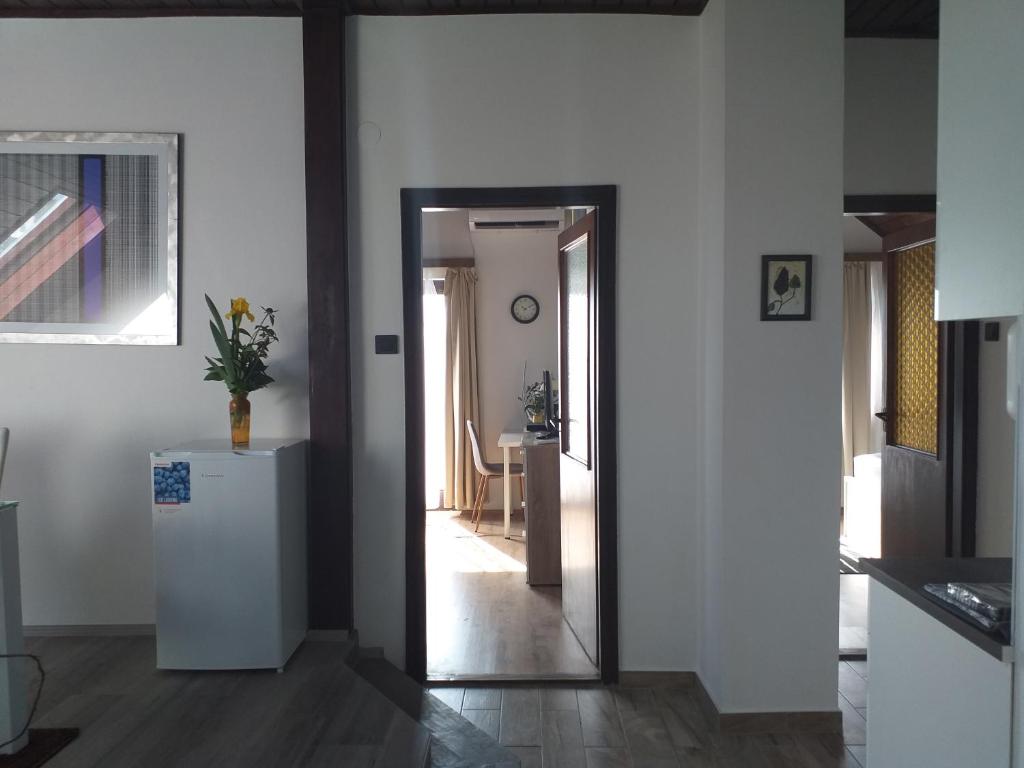 ART INN APARTMANHÁZ BALATON-GYENESDIÁS - Apartamento De Dos Dormitorios