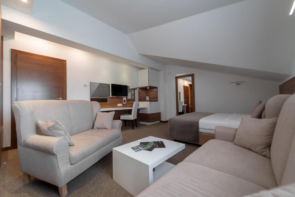 Hotel Mirjana & Rastoke - Suite De Lujo Con Balcón