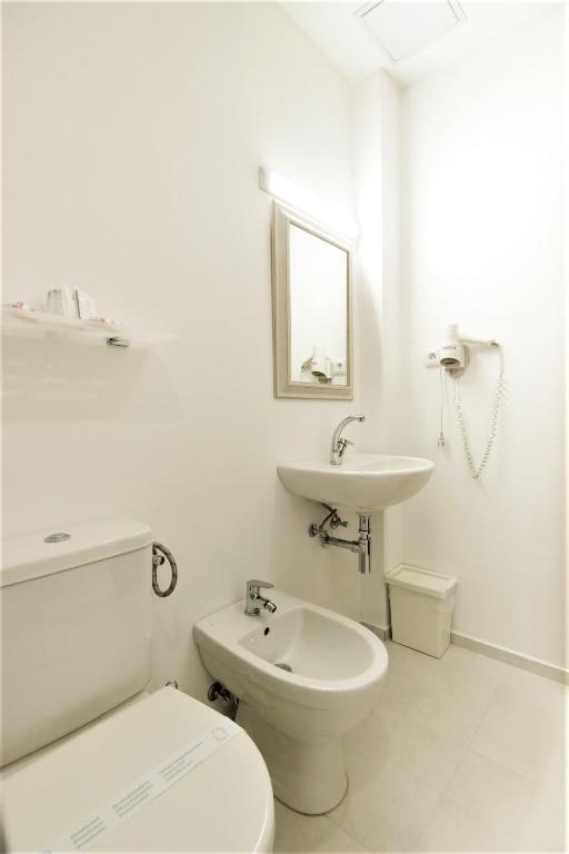 Koupelna v ubytování Hotel Maroli Mikulov