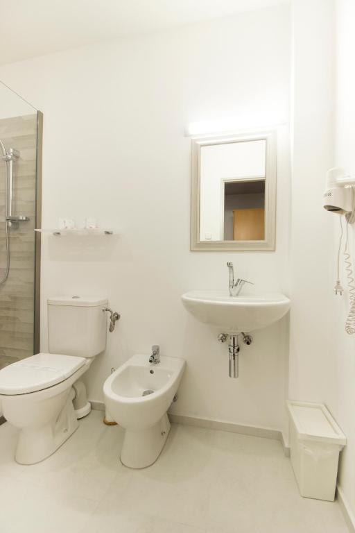 Koupelna v ubytování Hotel Maroli Mikulov