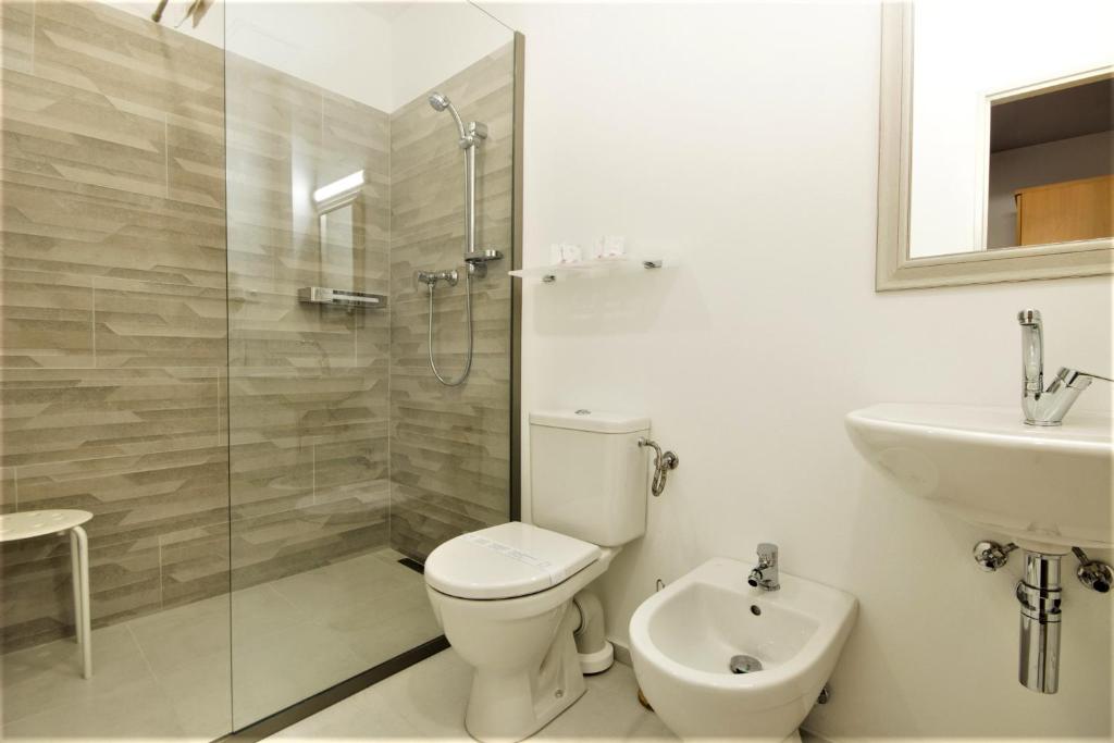 Koupelna v ubytování Hotel Maroli Mikulov