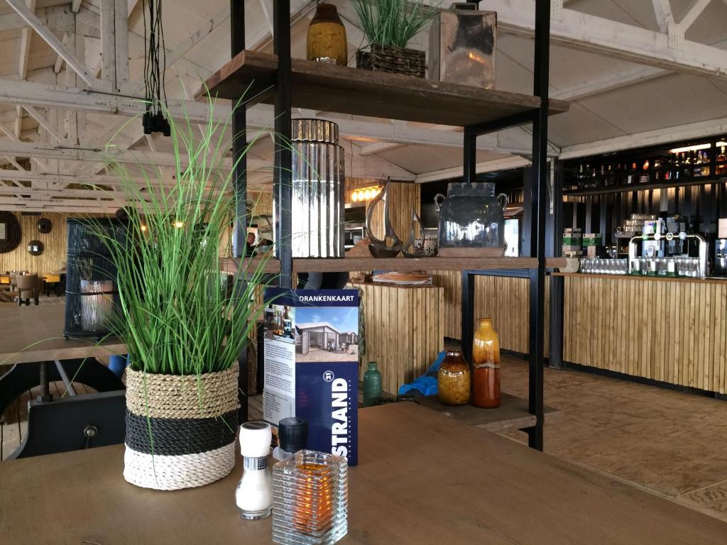 Lounge nebo bar v ubytování STRAND 21 hotelchalets