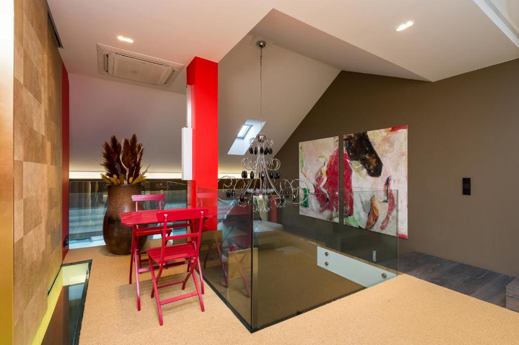 Grand Central Residence by TKC - Desván