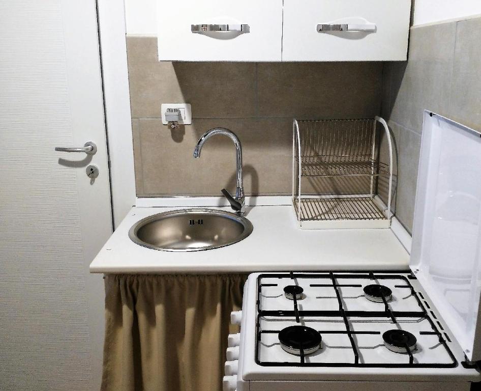 B&B Glamping Semaforo Capo Sperone - Apartment With Garden View