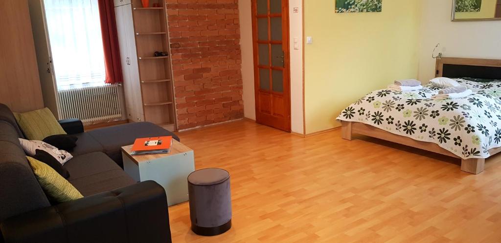 Postel nebo postele na pokoji v ubytování Haus Elena am Semmering