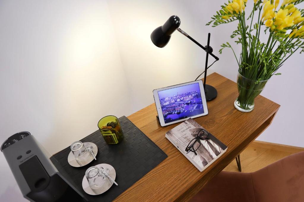 Palazzina B - Contemporary Studio - Resim 23