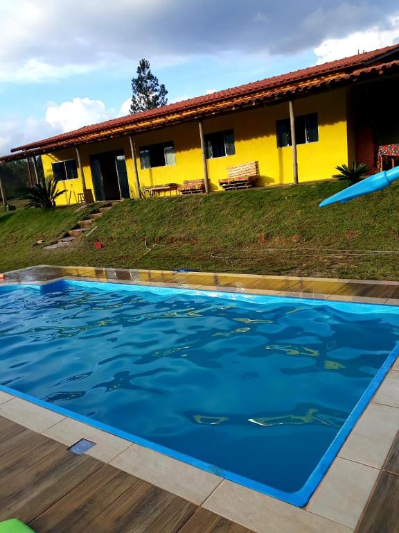  Casa Frente as Cachoeiras