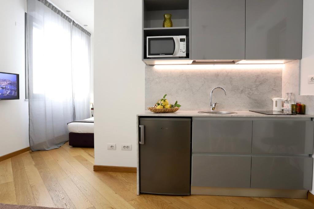 Palazzina B - Contemporary Studio - Resim 37