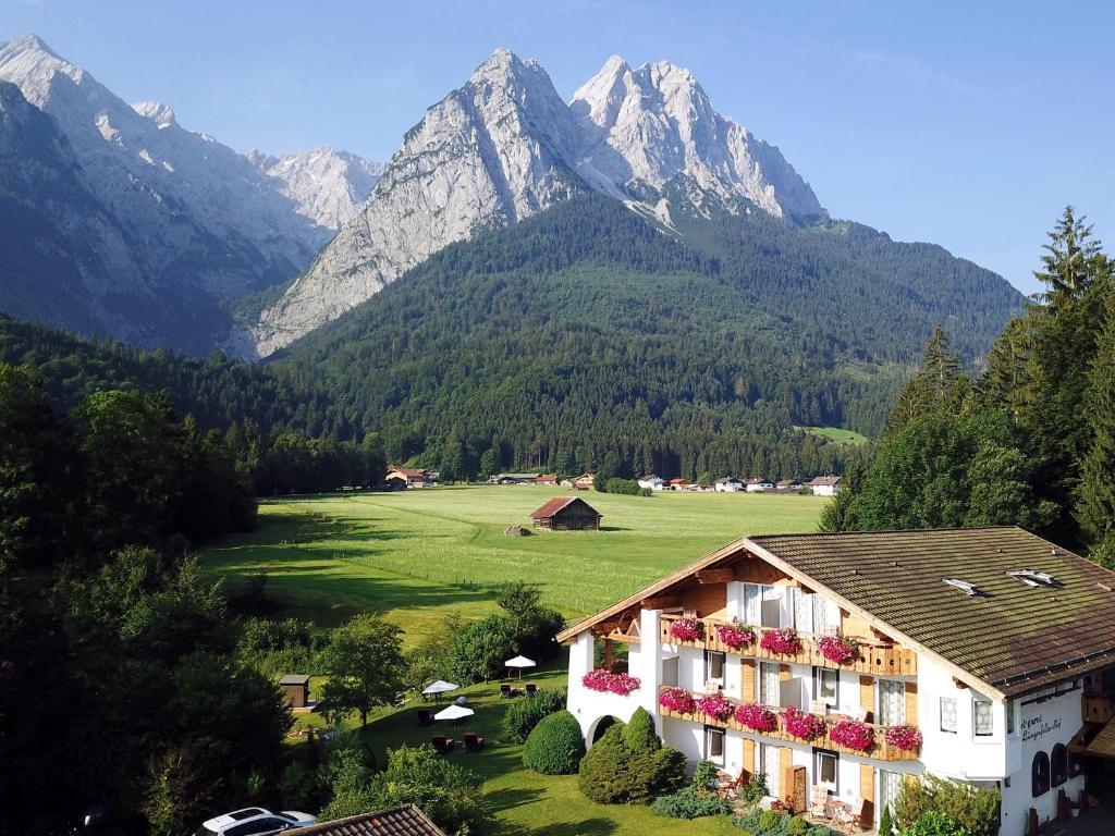 Boutique Hotel Längenfelder Hof - Housity