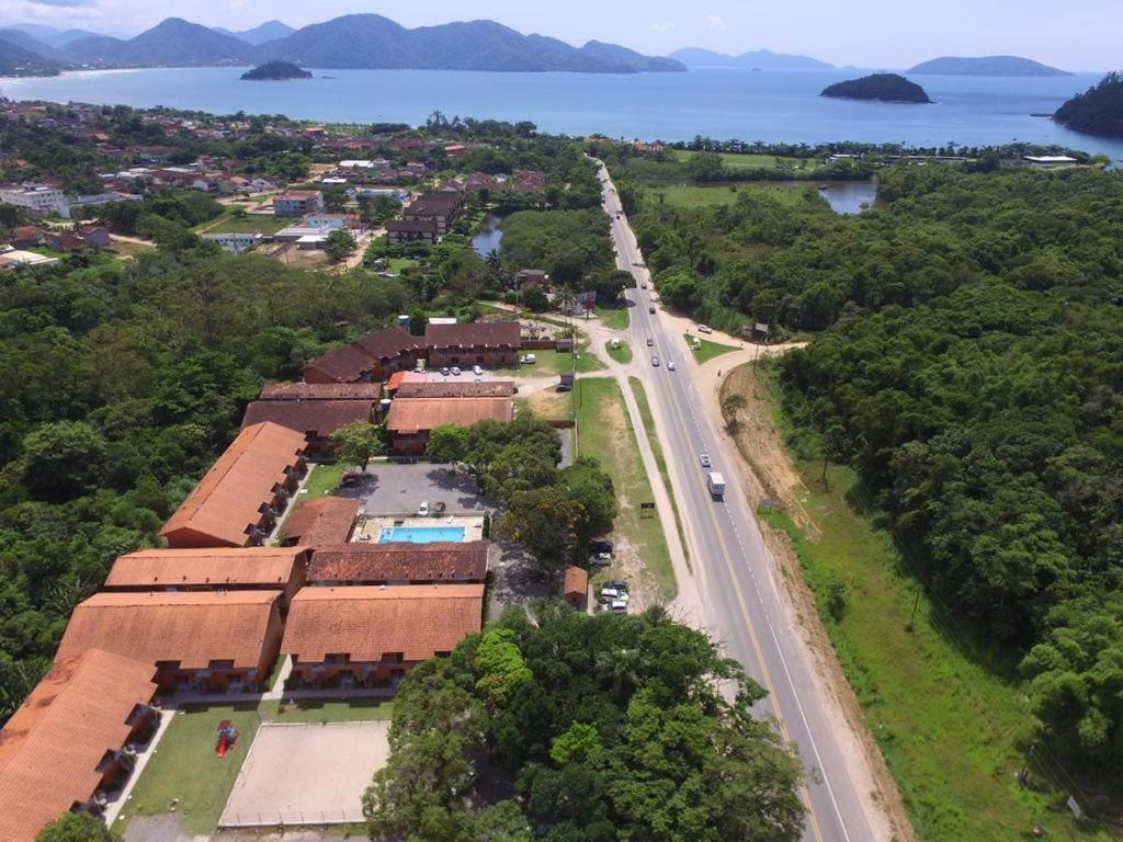  Apt Studio Maranduba Ville 1