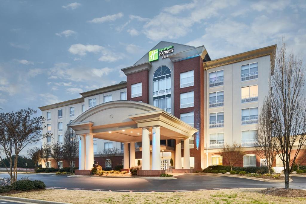 a rendering of a hotel building at Holiday Inn Express & Suites - Spartanburg-North, an IHG Hotel in Spartanburg