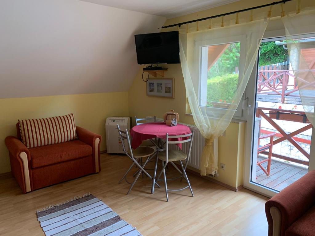 Część wypoczynkowa w obiekcie HolidaySport Haus