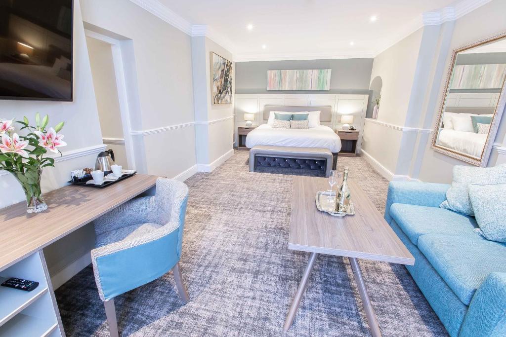 Grosvenor Hotel - 