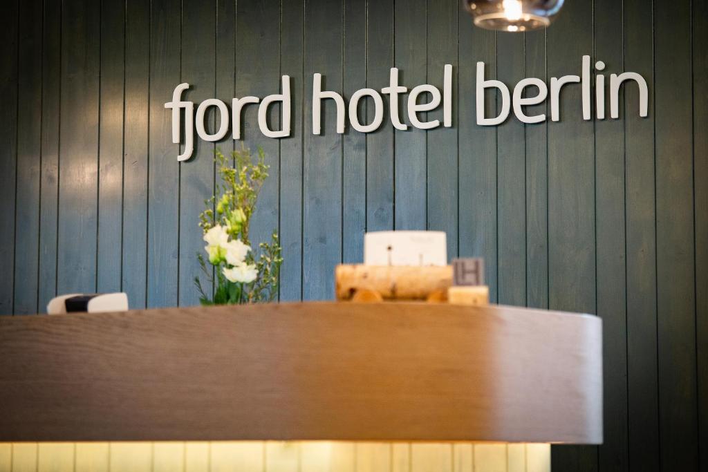 Certifikát, hodnocení, plakát nebo jiný dokument vystavený v ubytování fjord hotel berlin