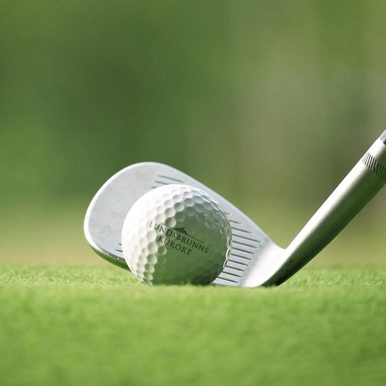 Golf v hotelu nebo okolí