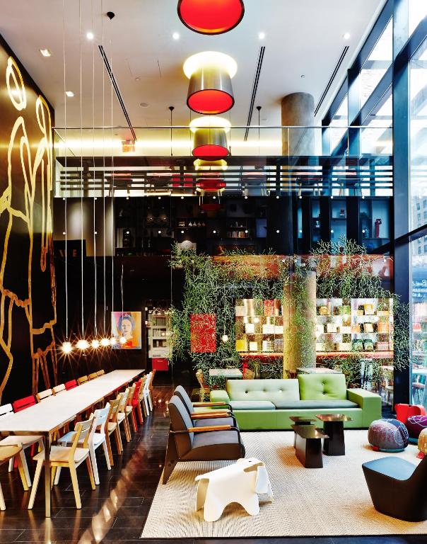 Posezení v ubytování citizenM New York Times Square