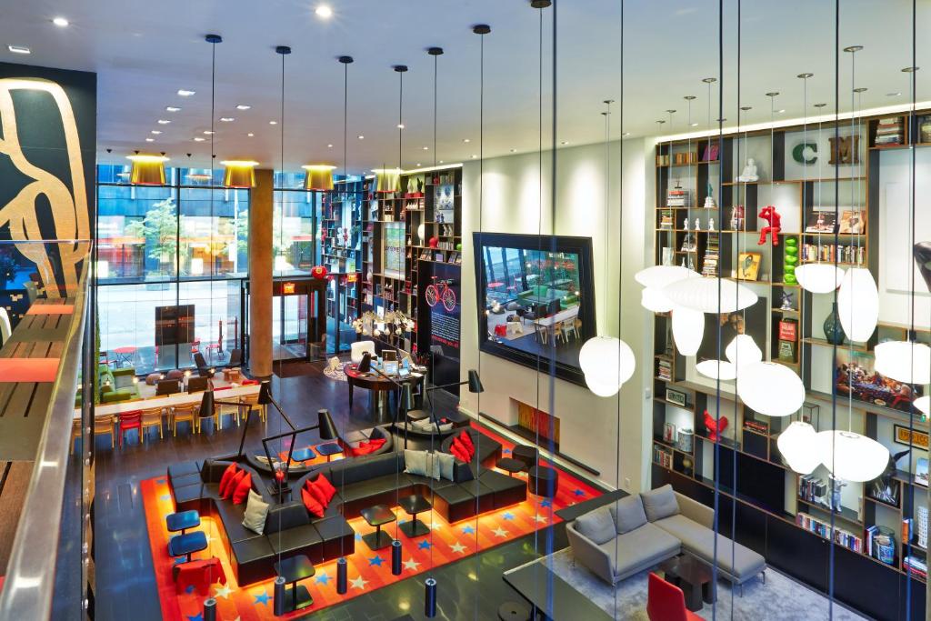TV a/nebo společenská místnost v ubytování citizenM New York Times Square