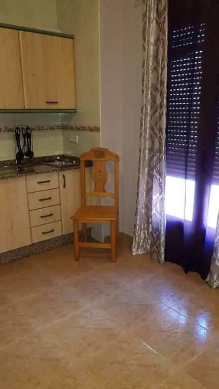 Kuchnia lub aneks kuchenny w obiekcie Apartamentos Castillo Cazorla