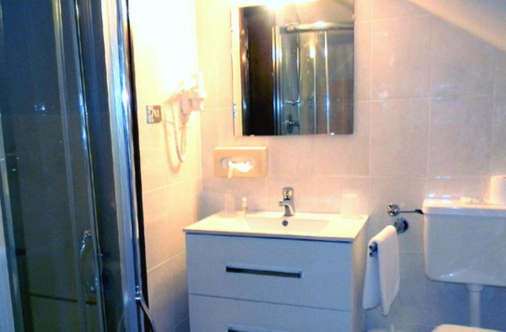 Koupelna v ubytování Hotel Bologna