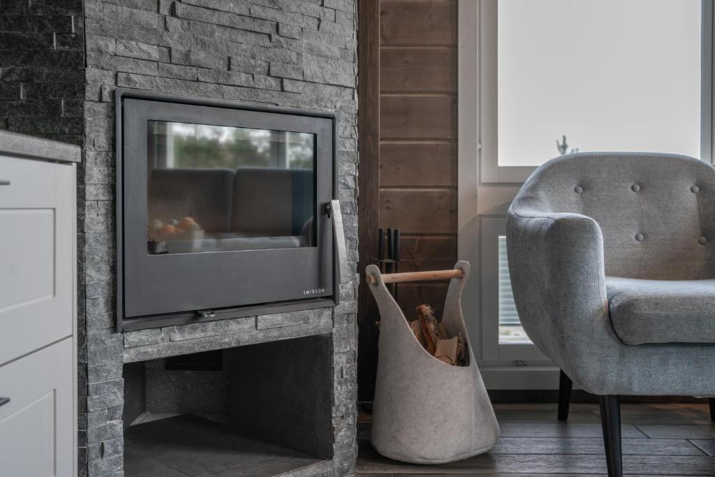 TV a/nebo společenská místnost v ubytování Ski-Inn PyhäLinna