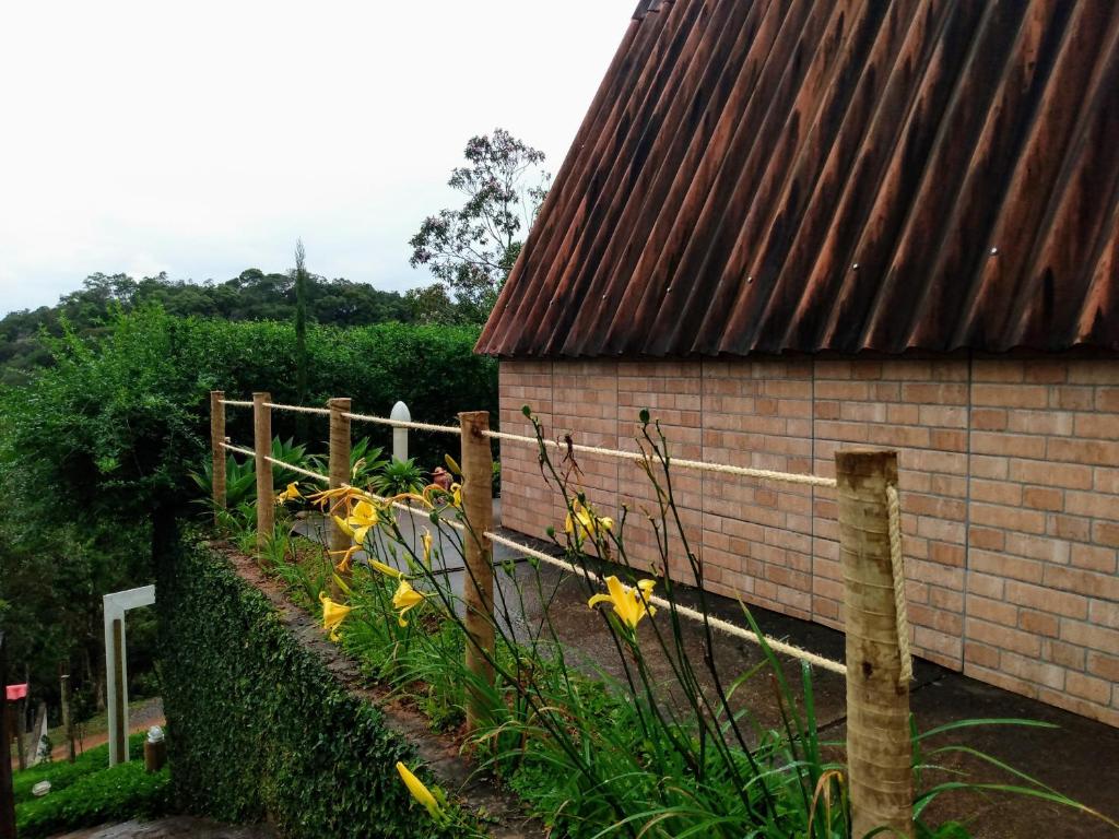 Zahrada ubytování Recanto Mauá - Chalé Azaleia