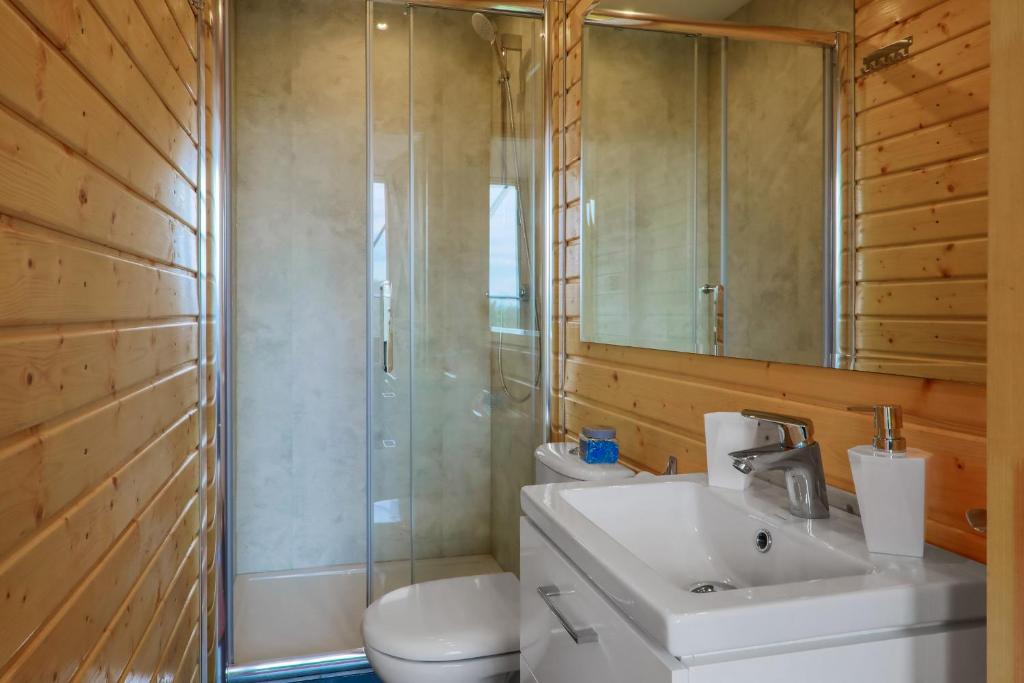 Kúpeľňa v ubytovaní Glamping Gliczarów Klapnioki